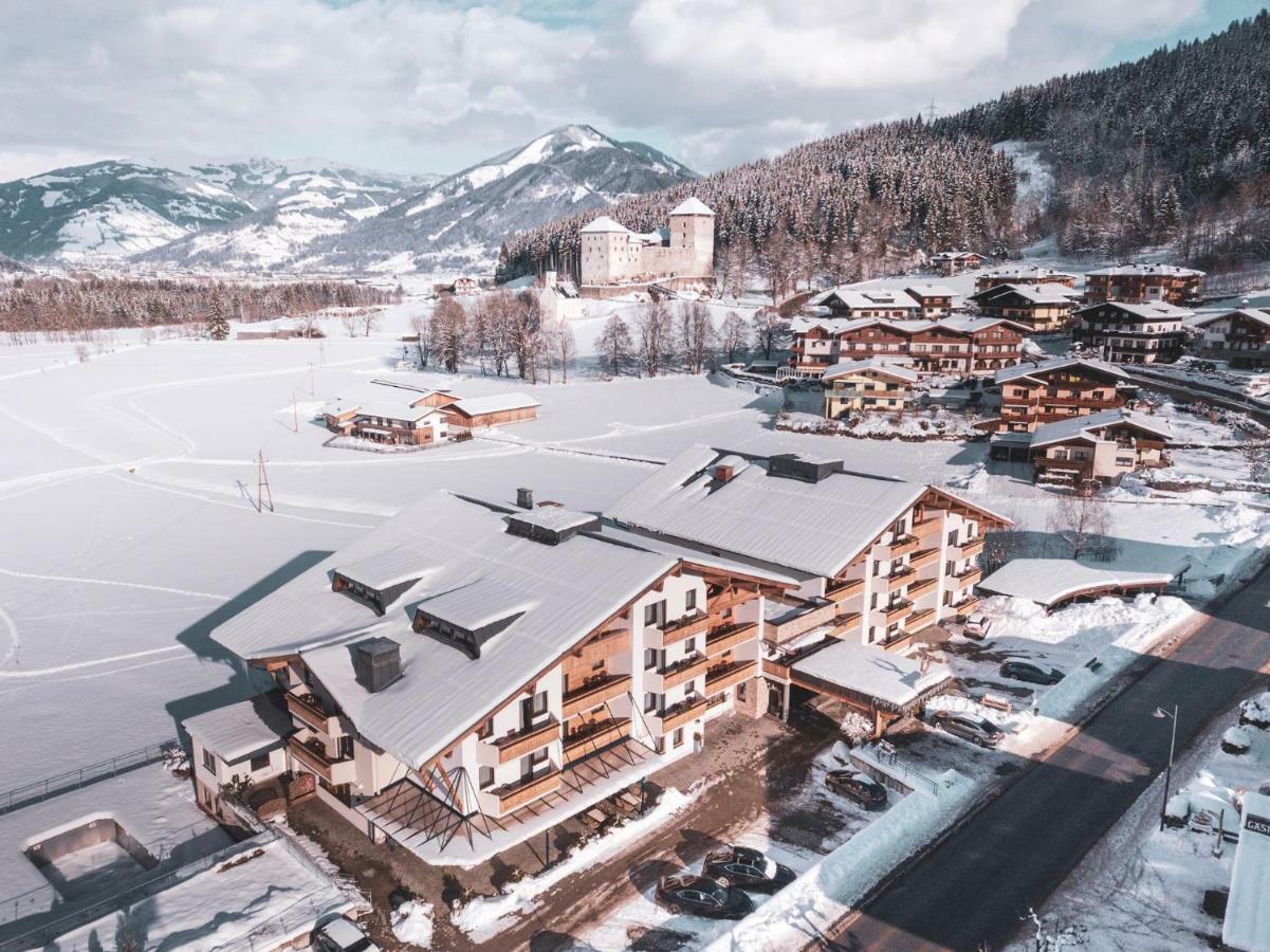 Soulsisters' Hotel 4 Sterne Superior Kaprun Exterior foto